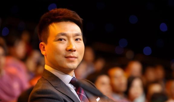 天涯爆料康辉简介视频大全,揭秘康辉简介视频背后的故事 第3张 天涯爆料康辉简介视频大全,揭秘康辉简介视频背后的故事 第3张